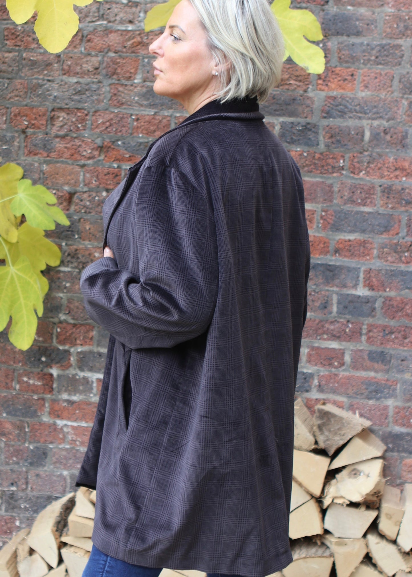 Q - THE BOND ST OVERSIZED VELVET JACKET IN FALCON CHECK