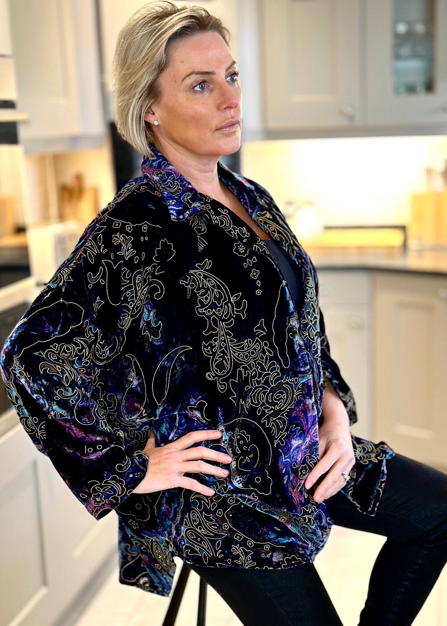 D - THE SOHO OVERSIZED SHIRT IN PAISLEY DEVORE SILK VELVET IN BLUE